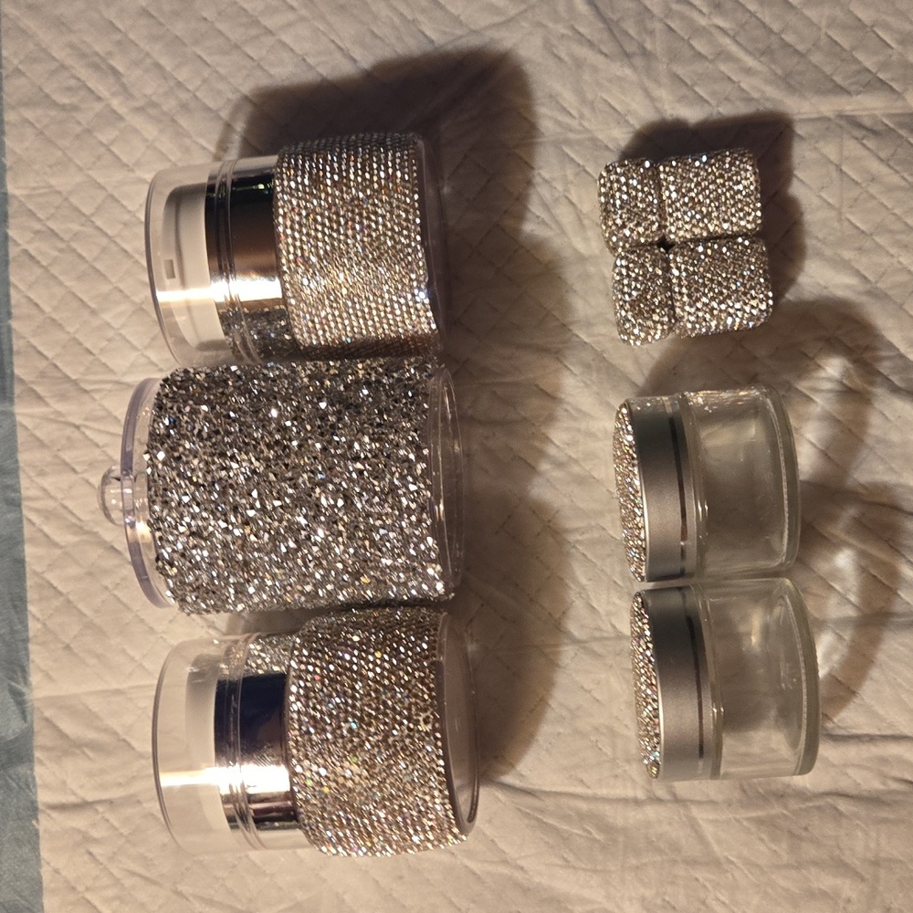 Elegant Silver Glitter Home Accent Set